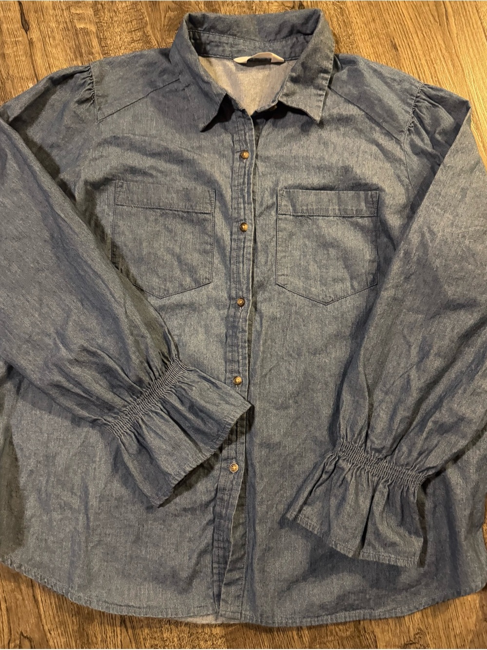 LC Lauren Conrad Chambray Denim Button Down Shirt Smocked Ruffle Cuffs Medium